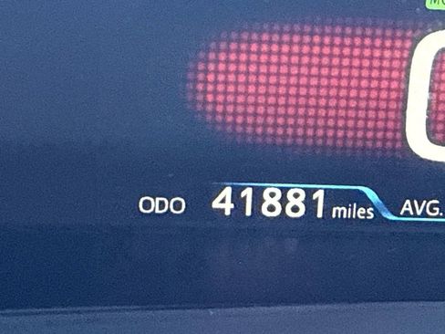 Used 2019 Toyota Prius Limited image 31