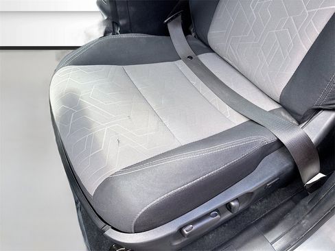 Used 2023 Toyota Tacoma TRD Off-Road image 18