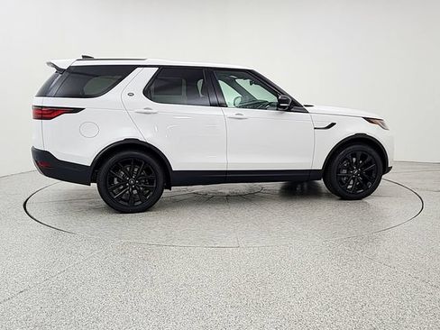 New 2026 Land Rover Discovery S AWD/4WD image 4