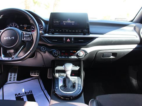 Used 2023 Kia Forte GT-Line w/ GT-Line Premium Package image 13