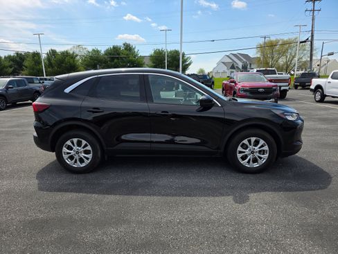 Certified 2023 Ford Escape Active w/ Tech Pack #2 AWD/4WD image 6