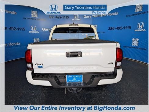 Used 2023 Toyota Tacoma SR5 w/ Technology Package AWD/4WD image 5