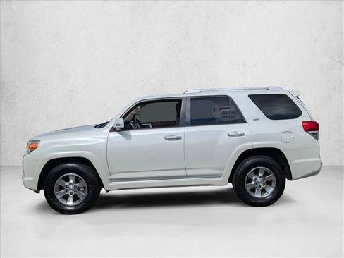 Used 2013 Toyota 4Runner SR5 image 9