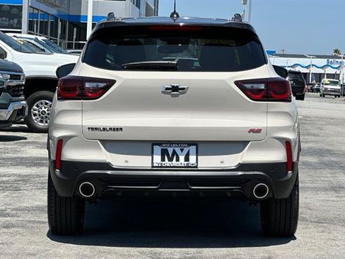 New 2026 Chevrolet TrailBlazer RS w/ Convenience Package FWD image 5