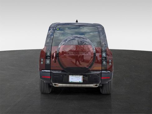 New 2026 Land Rover Defender 130 S image 5