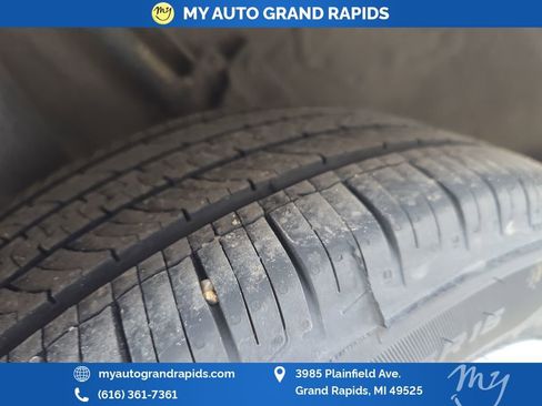 Used 2019 Nissan Sentra SV image 33