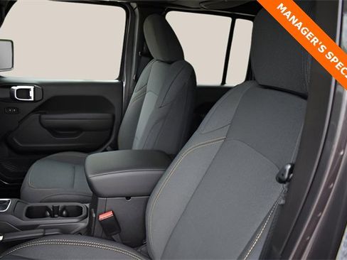 New 2025 Jeep Gladiator Willys image 9