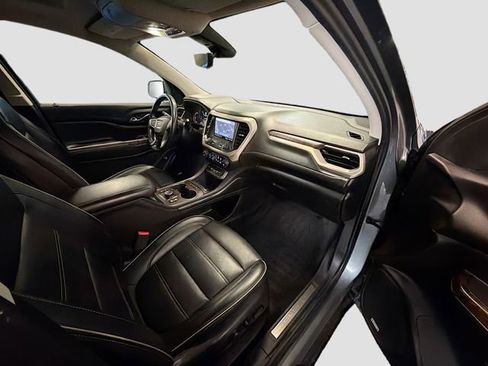 Used 2022 GMC Acadia Denali w/ Denali Ultimate Package image 29