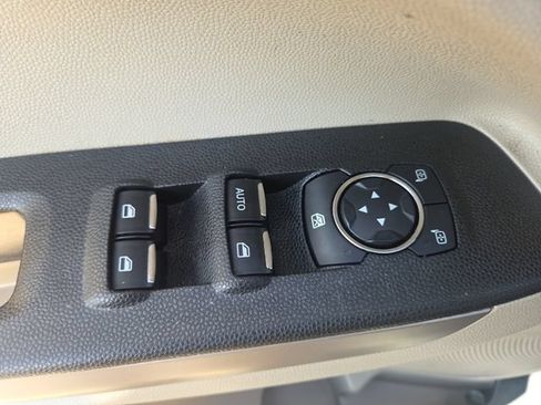 Used 2022 Ford EcoSport S AWD/4WD image 17