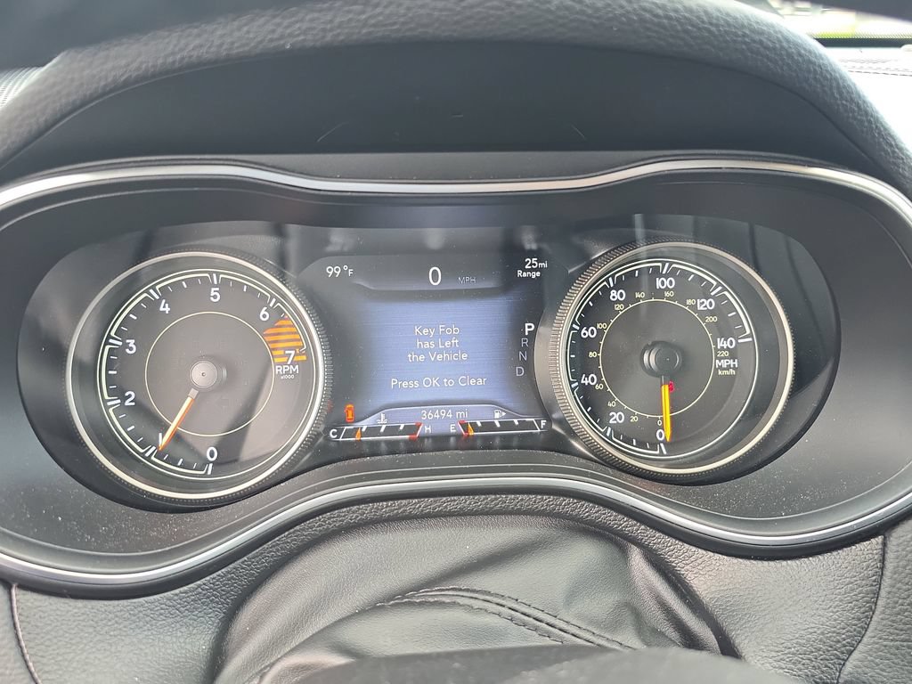 Used 2019 Jeep Cherokee Limited FWD image 23