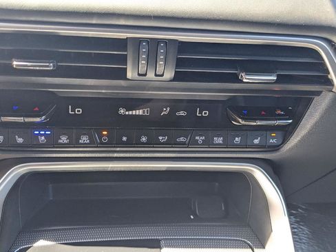 Used 2024 MAZDA CX-90 Plug-In Hybrid w/ Premium Plus AWD/4WD image 27