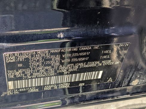 Used 2024 Toyota RAV4 XLE FWD image 35