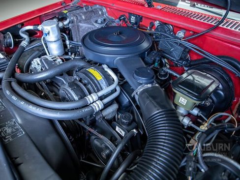 Used 1986 Chevrolet S10 Pickup 4WD image 32