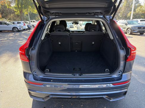 Certified 2025 Volvo XC60 B5 Plus image 34