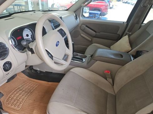 Used 2007 Ford Explorer Sport Trac XLT RWD image 5