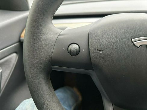 Used 2020 Tesla Model 3 image 26