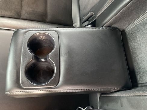 Used 2021 Jeep Grand Cherokee Laredo X image 37