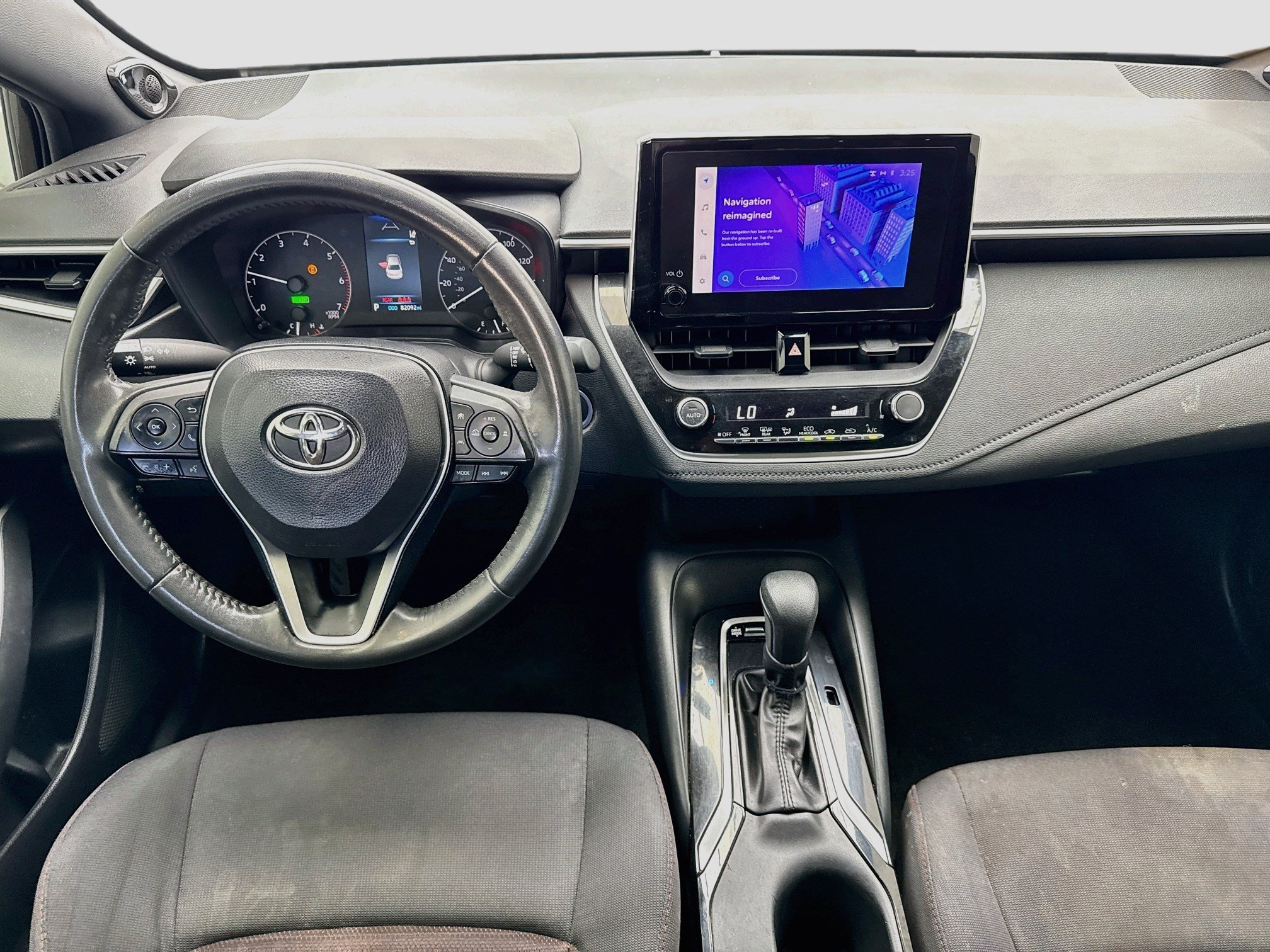 Used 2023 Toyota Corolla SE w/ SE Package FWD image 15