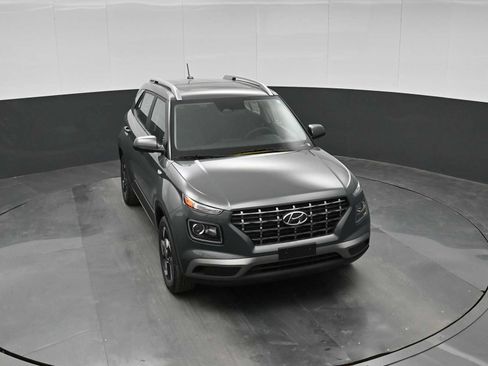 New 2026 Hyundai Venue SEL FWD image 25
