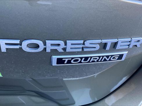 Used 2023 Subaru Forester Touring image 9