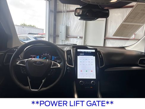 Certified 2022 Ford Edge SEL w/ Sport Appearance Package AWD/4WD image 18