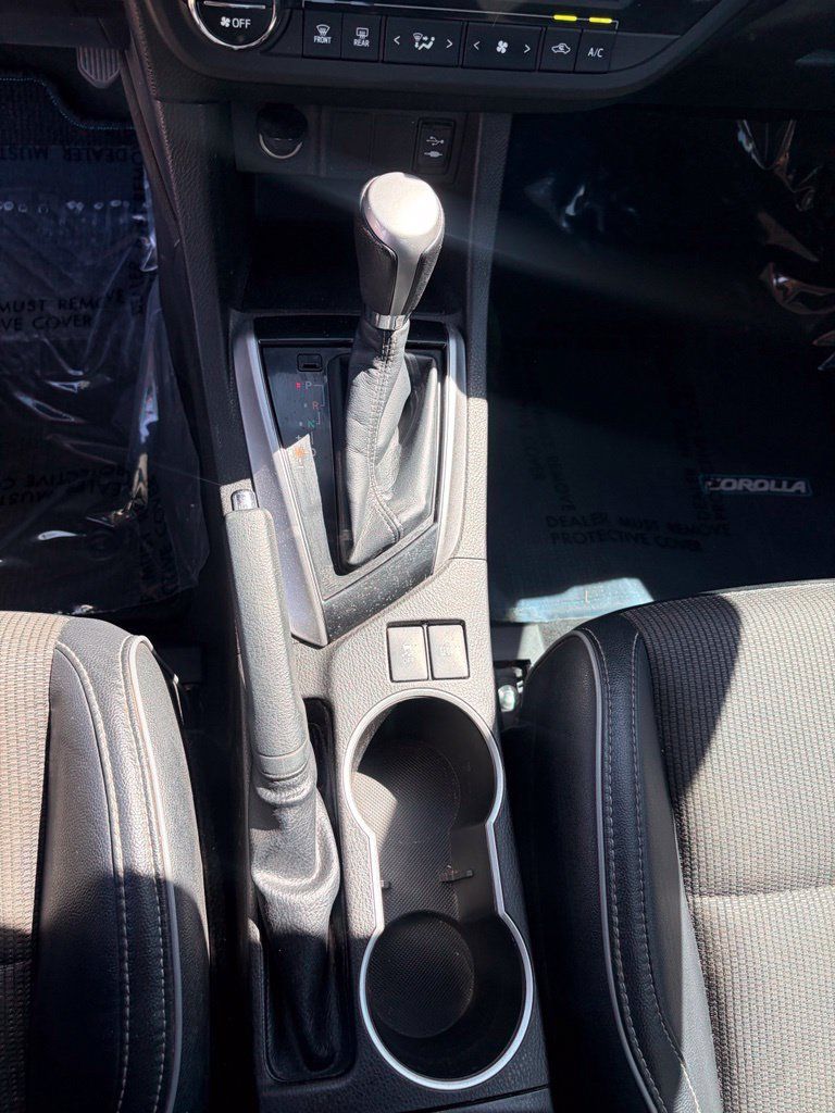 Used 2015 Toyota Corolla S FWD image 19