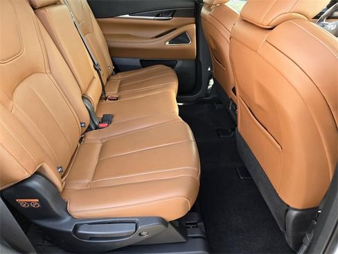 Used 2024 INFINITI QX60 Sensory w/ Vision Package image 21