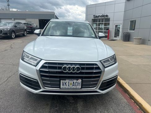 Used 2020 Audi Q5 2.0T Premium Plus w/ Premium Plus Package image 2