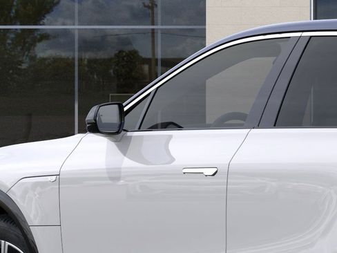 New 2025 Cadillac Lyriq Luxury image 48