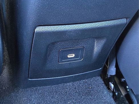 Used 2025 Mercedes-Benz CLA 250 image 16