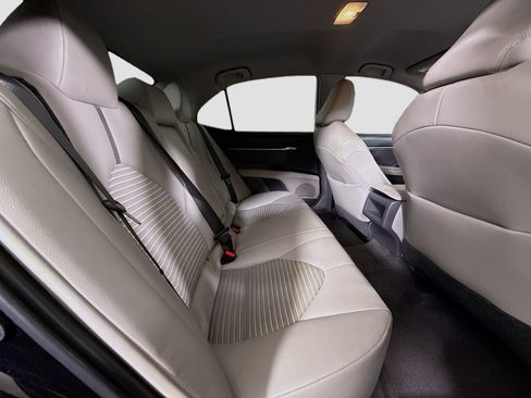Used 2021 Toyota Camry SE FWD image 26