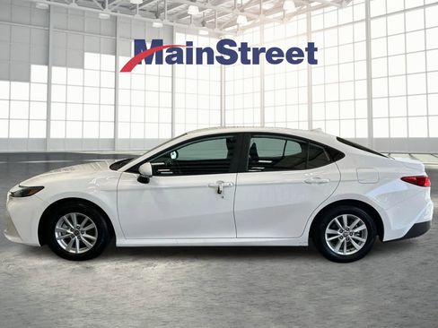 Used 2026 Toyota Camry LE FWD image 2