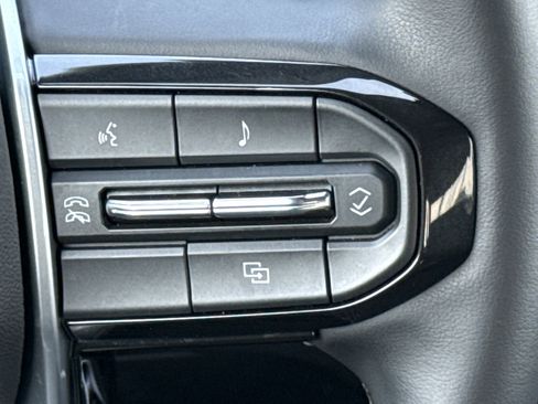 Certified 2024 Chevrolet Colorado LT image 20