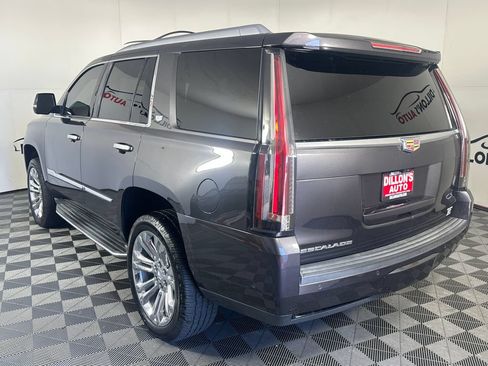 Used 2018 Cadillac Escalade Luxury w/ LPO, Radiant Package AWD/4WD image 4