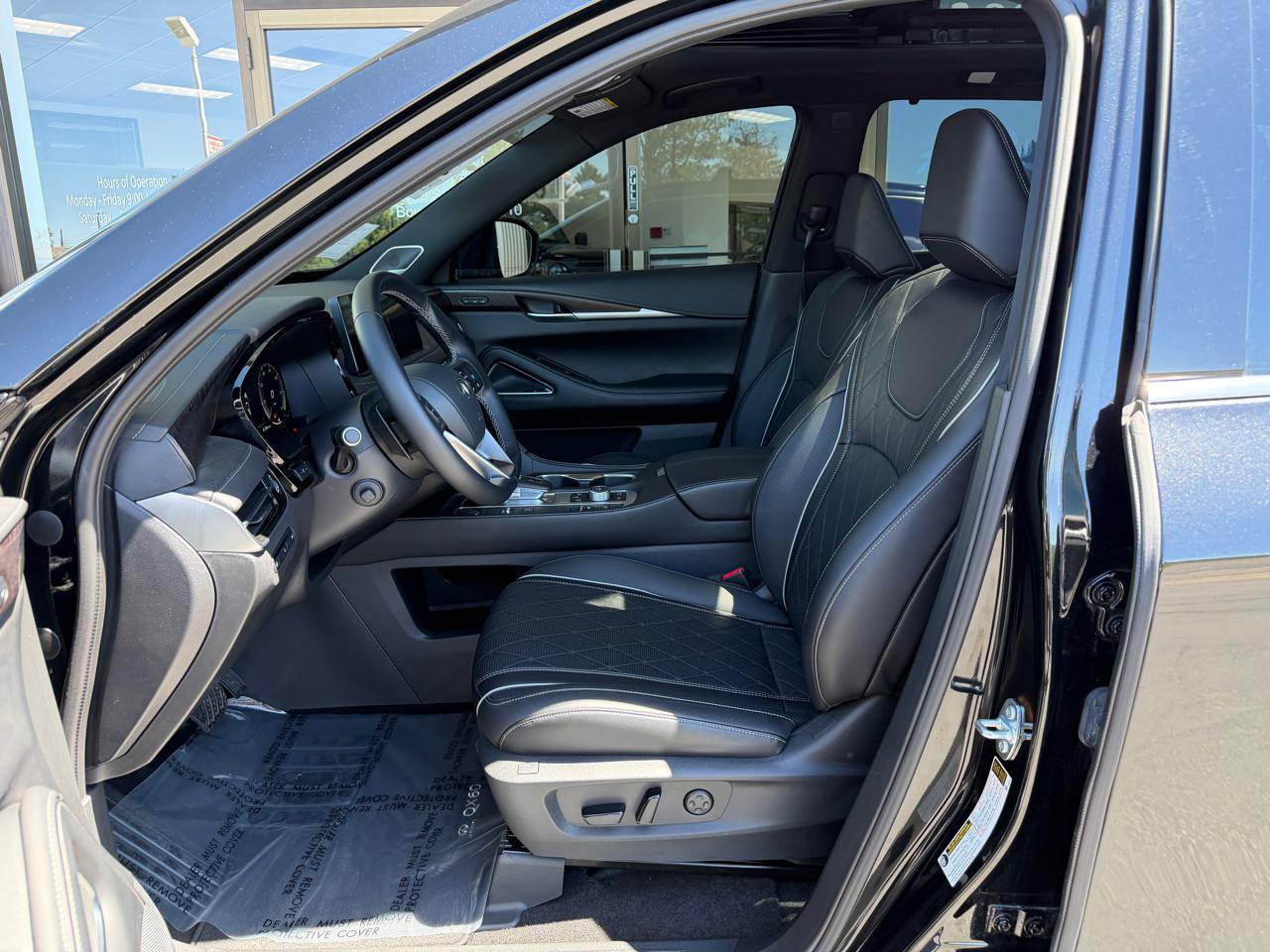 Used 2025 INFINITI QX60 Autograph w/ Cargo Package AWD/4WD image 4