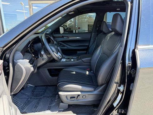 Used 2025 INFINITI QX60 Autograph w/ Cargo Package AWD/4WD image 4