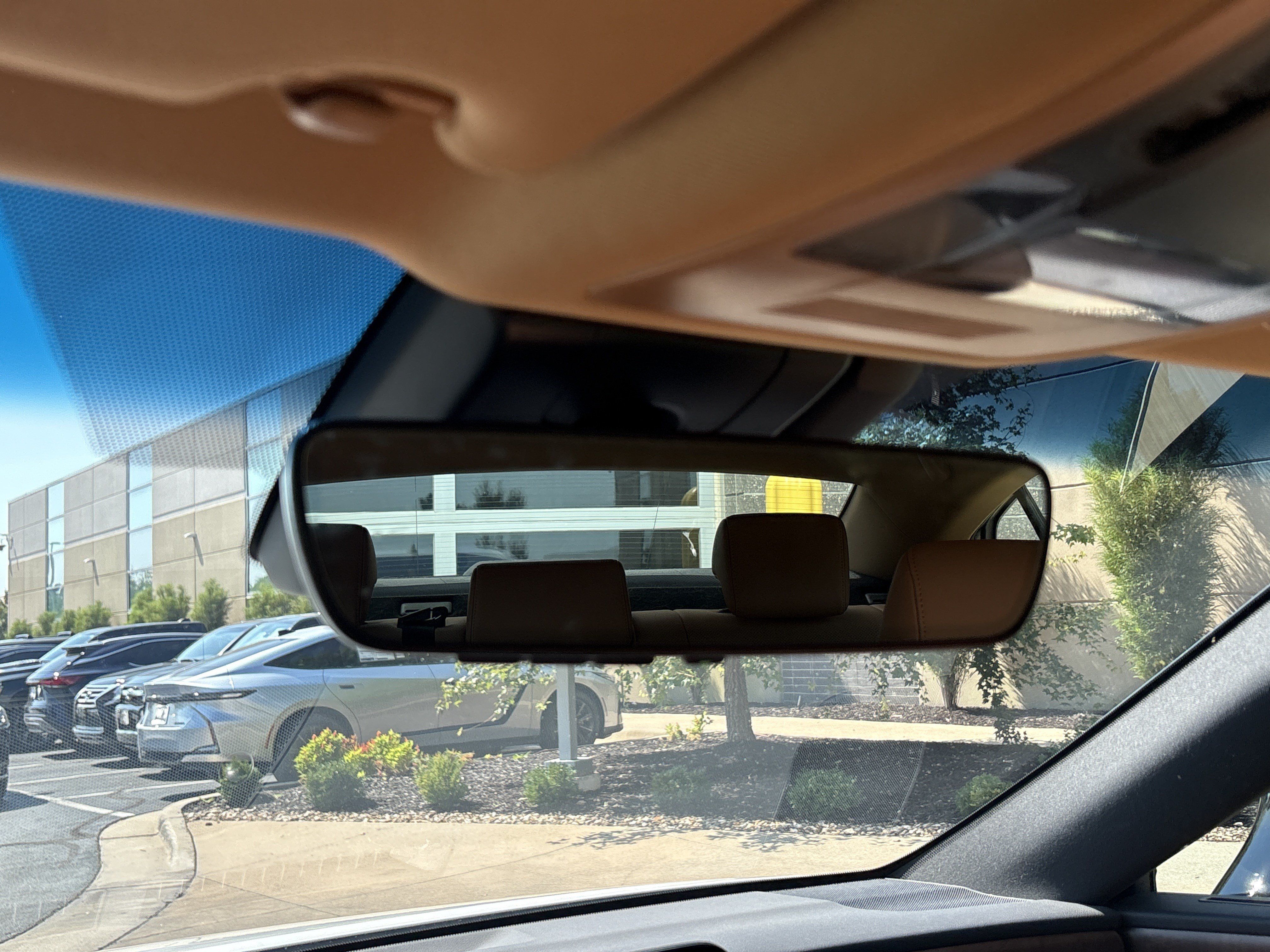 Used 2024 Lexus ES 300h w/ Premium Package FWD image 27