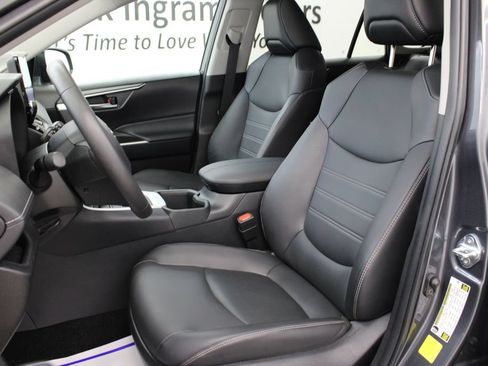 Used 2025 Toyota RAV4 XLE Premium w/ Weather Package FWD image 15