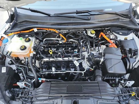 Used 2021 Ford Escape SE image 35