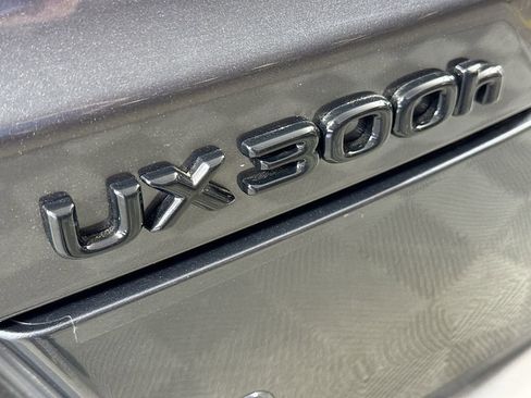 New 2026 Lexus UX 300h FWD image 22