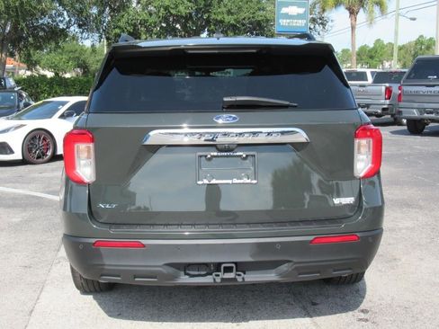 Used 2022 Ford Explorer XLT w/ Class IV Trailer Tow Package image 6