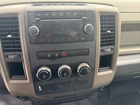 Used 2012 RAM 1500 ST RWD image 9