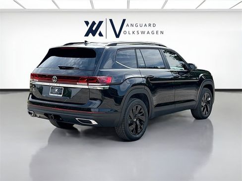 New 2025 Volkswagen Atlas SE image 5