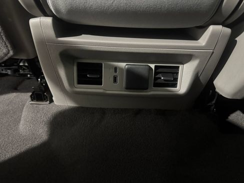 Used 2025 GMC Sierra 1500 SLE AWD/4WD image 36