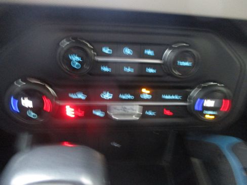 Used 2023 Ford Bronco Wildtrak AWD/4WD image 15
