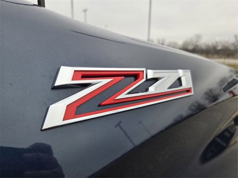 Used 2019 Chevrolet Silverado 1500 LT Trail Boss image 16