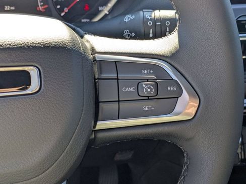 New 2026 Jeep Compass Latitude AWD/4WD image 18