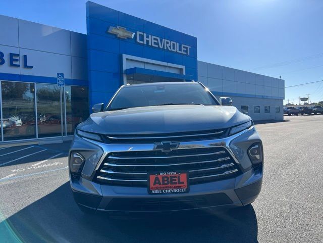 Used 2023 Chevrolet Blazer Premier w/ Driver Confidence II Package AWD/4WD image 2