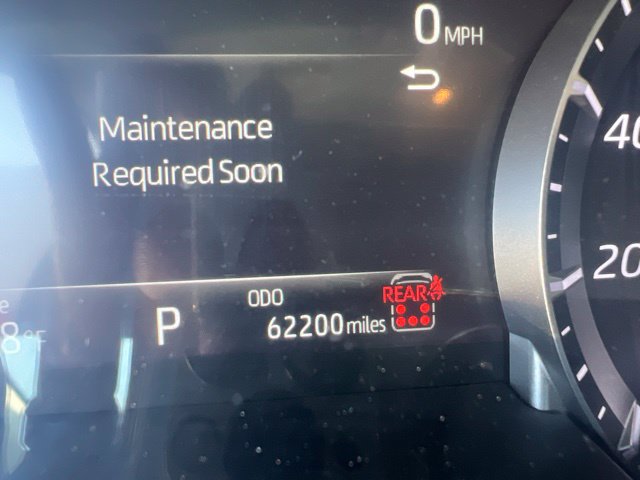 Used 2024 Toyota Highlander XLE FWD image 6