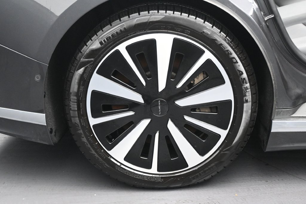 Used 2023 Lucid Air Touring AWD/4WD image 6